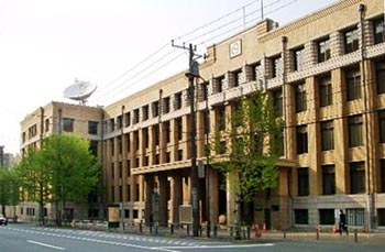 ���z�X�֋�