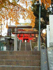 穴八幡神社
